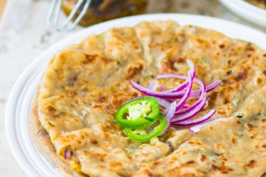aloo onion parantha